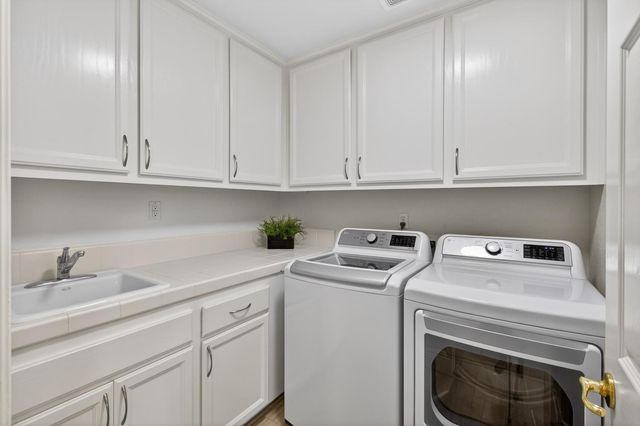 1473 Rose Glen Drive, Roseville, CA 95661