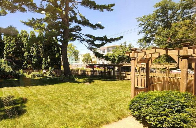 6605 Old Sauk Road, Madison, WI 53705