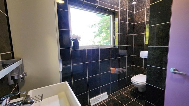 6605 Old Sauk Road, Madison, WI 53705