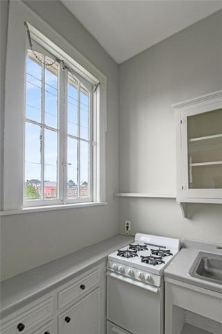 1902 Church St 7, Galveston, TX 77550