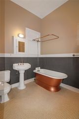 1902 Church St 7, Galveston, TX 77550