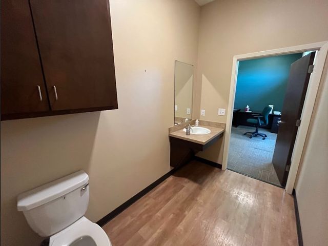 128 S Cockrell Hill Road, Desoto, TX 75115