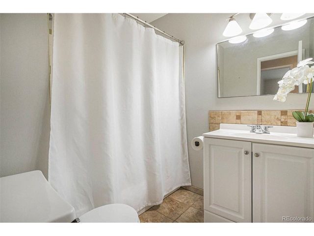 5573 S Lowell Blvd, Littleton, CO 80123