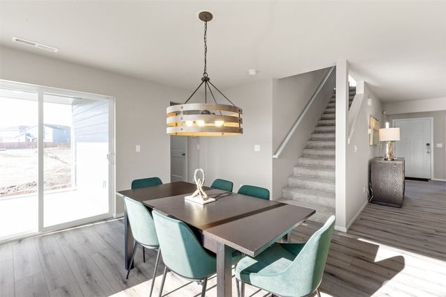 9828 Ferns Loop SE, Yelm, WA 98597