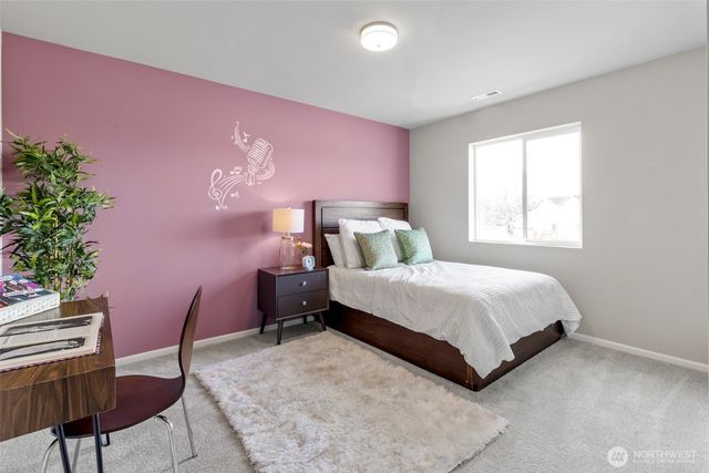 9828 Ferns Loop SE, Yelm, WA 98597