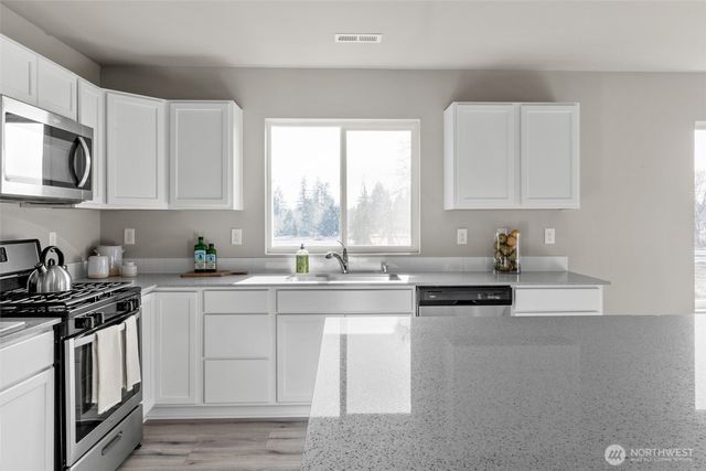 9828 Ferns Loop SE, Yelm, WA 98597