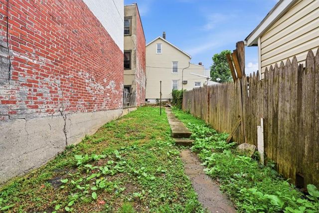 395 West Allen, Allentown City, PA 18102