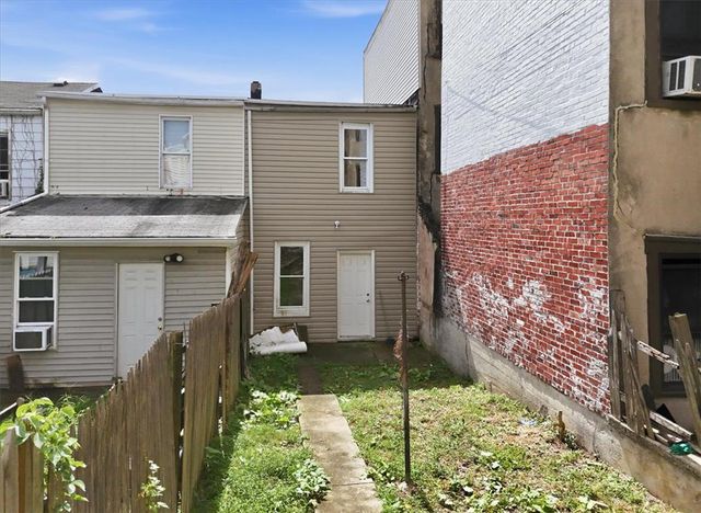 395 West Allen, Allentown City, PA 18102