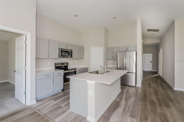 5512 ARLINGTON RIVER DRIVE, Lakeland, FL 33811