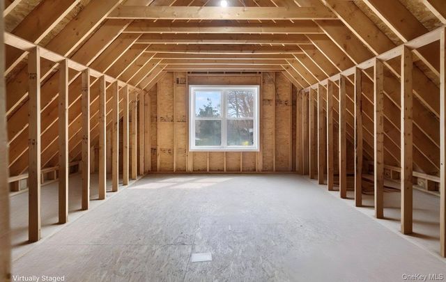 6 Chelsea Court, Other, NY 12182