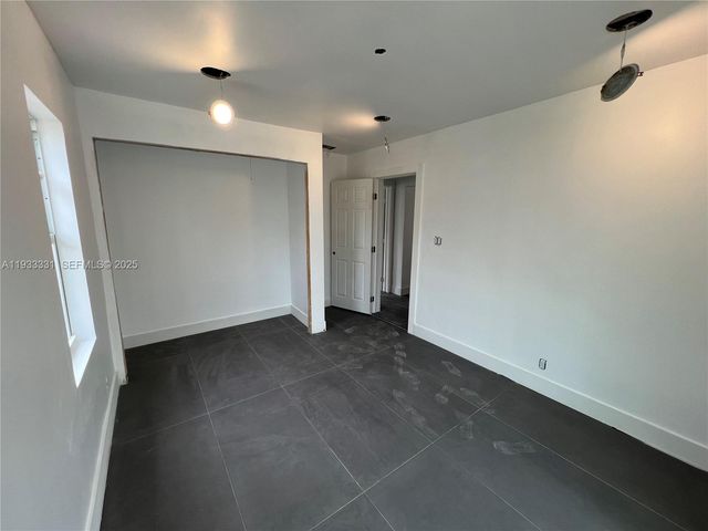 609 SW 20th St, Fort Lauderdale, FL 33315