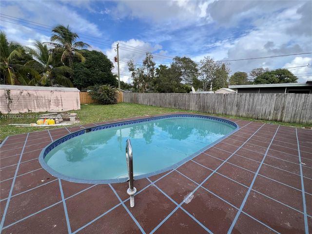 609 SW 20th St, Fort Lauderdale, FL 33315