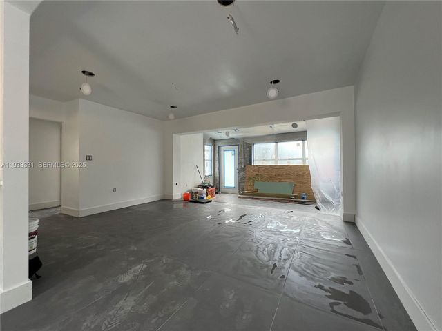 609 SW 20th St, Fort Lauderdale, FL 33315