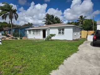 609 SW 20th St, Fort Lauderdale, FL 33315
