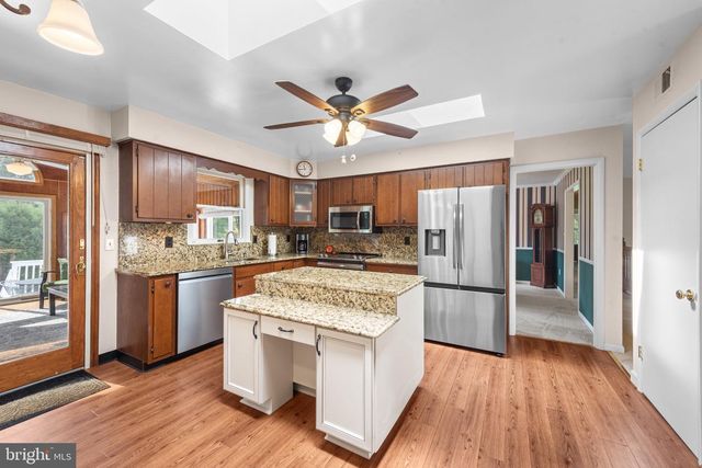4009 ELAND RD, Phoenix, MD 21131