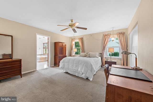 4009 ELAND RD, Phoenix, MD 21131