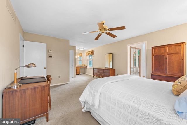 4009 ELAND RD, Phoenix, MD 21131