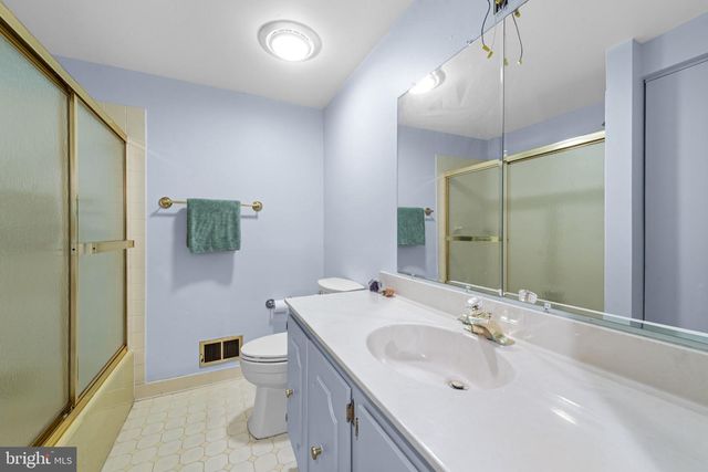 4009 ELAND RD, Phoenix, MD 21131