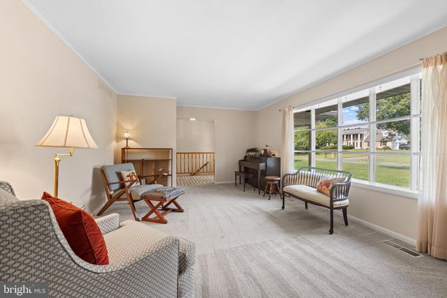 4009 ELAND RD, Phoenix, MD 21131