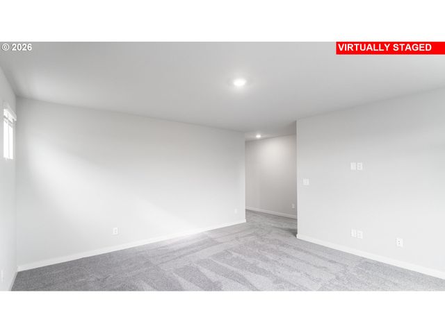 1070 Legacy Ln, Eugene, OR 97402