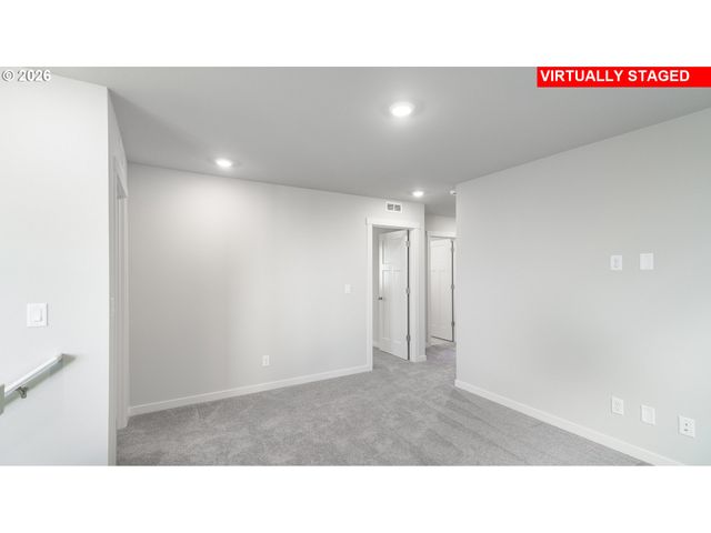 1070 Legacy Ln, Eugene, OR 97402