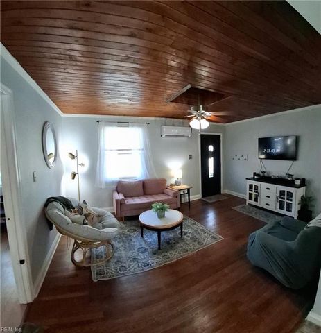 123 Smith AVE, Portsmouth, VA 23701
