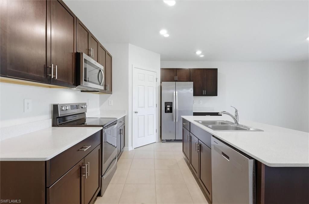 25118 Doredo DR, PUNTA GORDA, FL 33955 — photo 4