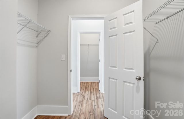 9067 Mccray Farms Drive, Hickory, NC 28601