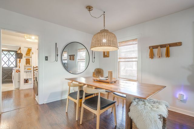 2712 Primrose Avenue, Fort Worth, TX 76111