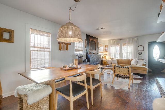 2712 Primrose Avenue, Fort Worth, TX 76111