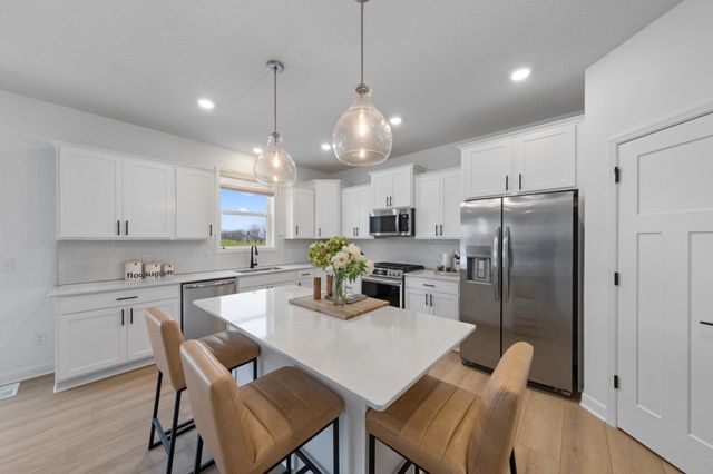 1925 Fulton Road, Carver, MN 55315