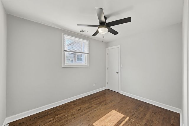 13029 S Houston Avenue, Chicago, IL 60633