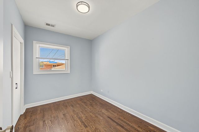 13029 S Houston Avenue, Chicago, IL 60633