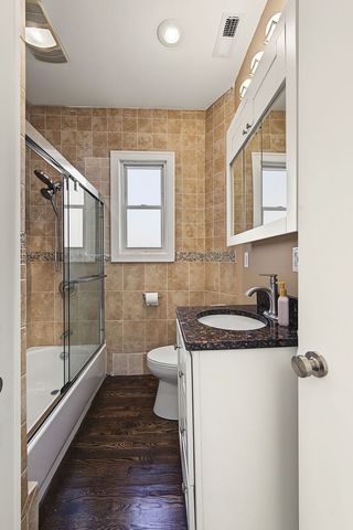 13029 S Houston Avenue, Chicago, IL 60633