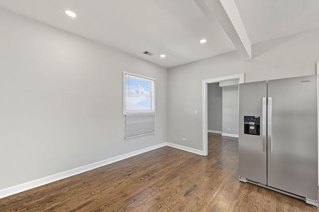 13029 S Houston Avenue, Chicago, IL 60633