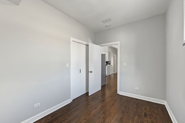 13029 S Houston Avenue, Chicago, IL 60633