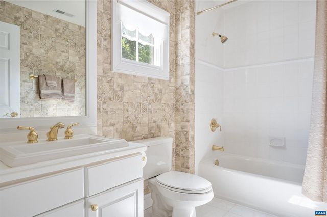 3605 TURNBRIDGE LN, Keswick, VA 22947