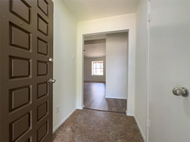 7407 Water Park Lane, Houston, TX 77086