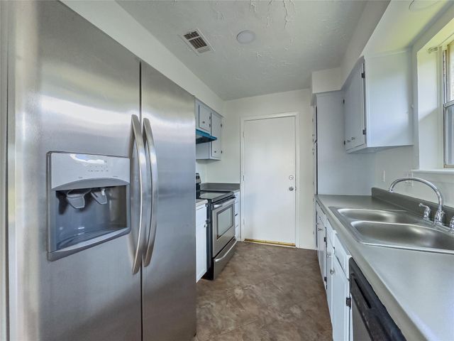 7407 Water Park Lane, Houston, TX 77086