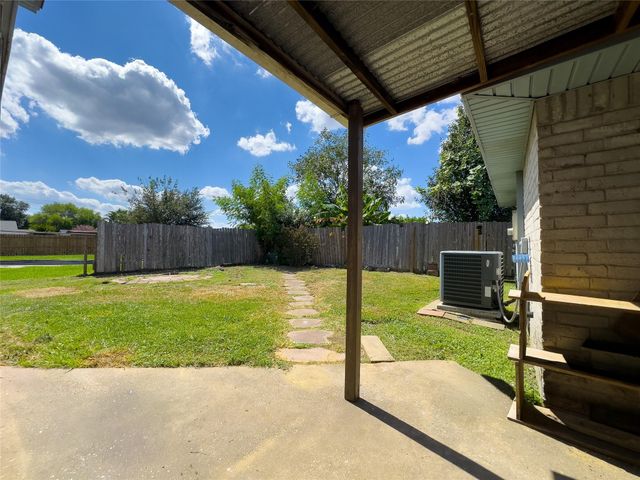 7407 Water Park Lane, Houston, TX 77086