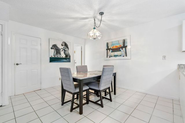 2171 SW 90th Avenue C-8, Davie, FL 33324