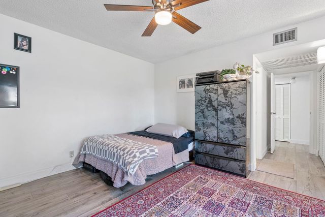 2171 SW 90th Avenue C-8, Davie, FL 33324