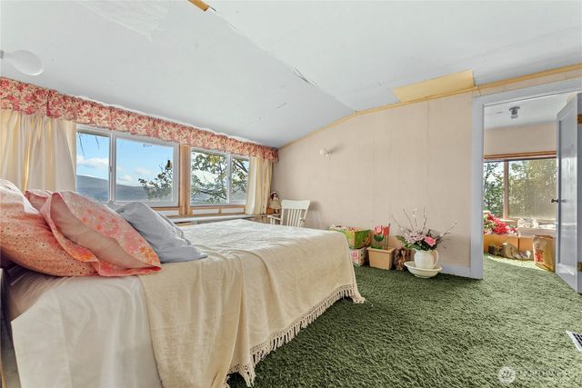 14 Dalton Road, Omak, WA 98841