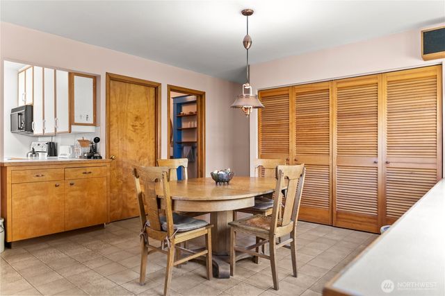 14 Dalton Road, Omak, WA 98841