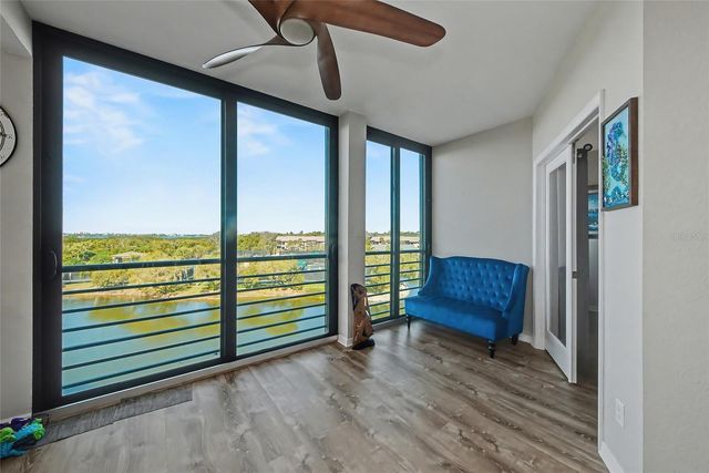 5408 EAGLES POINT CIRCLE 302, Sarasota, FL 34231