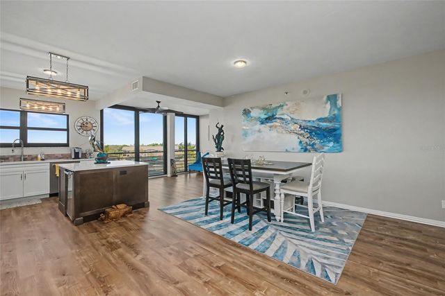 5408 EAGLES POINT CIRCLE 302, Sarasota, FL 34231