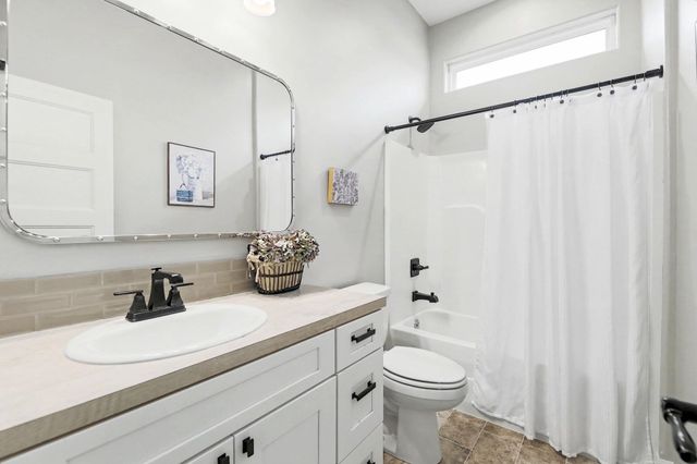 120 N Kennedy St, Wichita, KS 67235