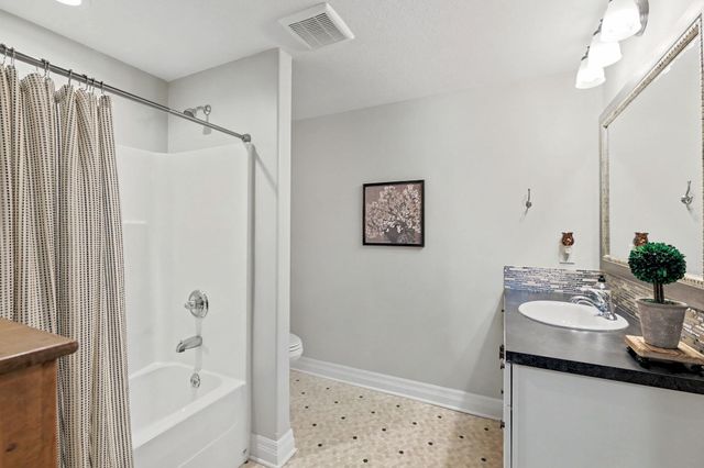 120 N Kennedy St, Wichita, KS 67235