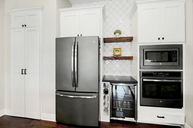 120 N Kennedy St, Wichita, KS 67235