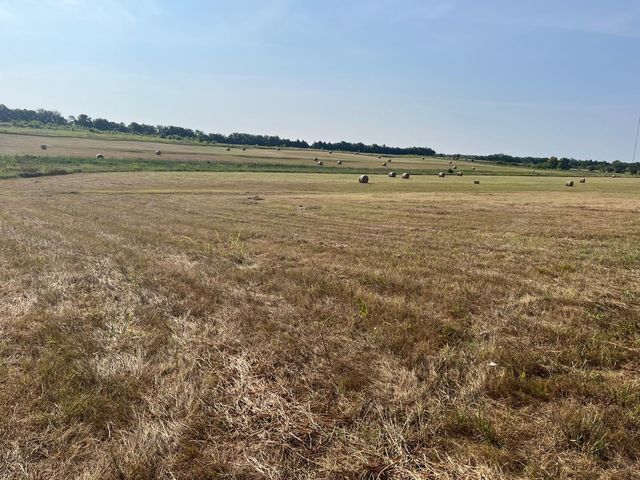 17560 E Fm 1396, Windom, TX 75492